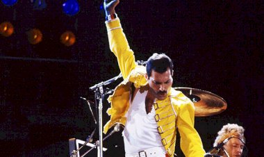 با بهترین بهترین خوانندگان مرد خارجی دنیا آشنا شوید